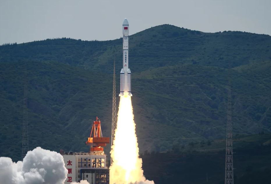 Space Race: Chinese Quest to Surpass SpaceX’s Starlink Internet